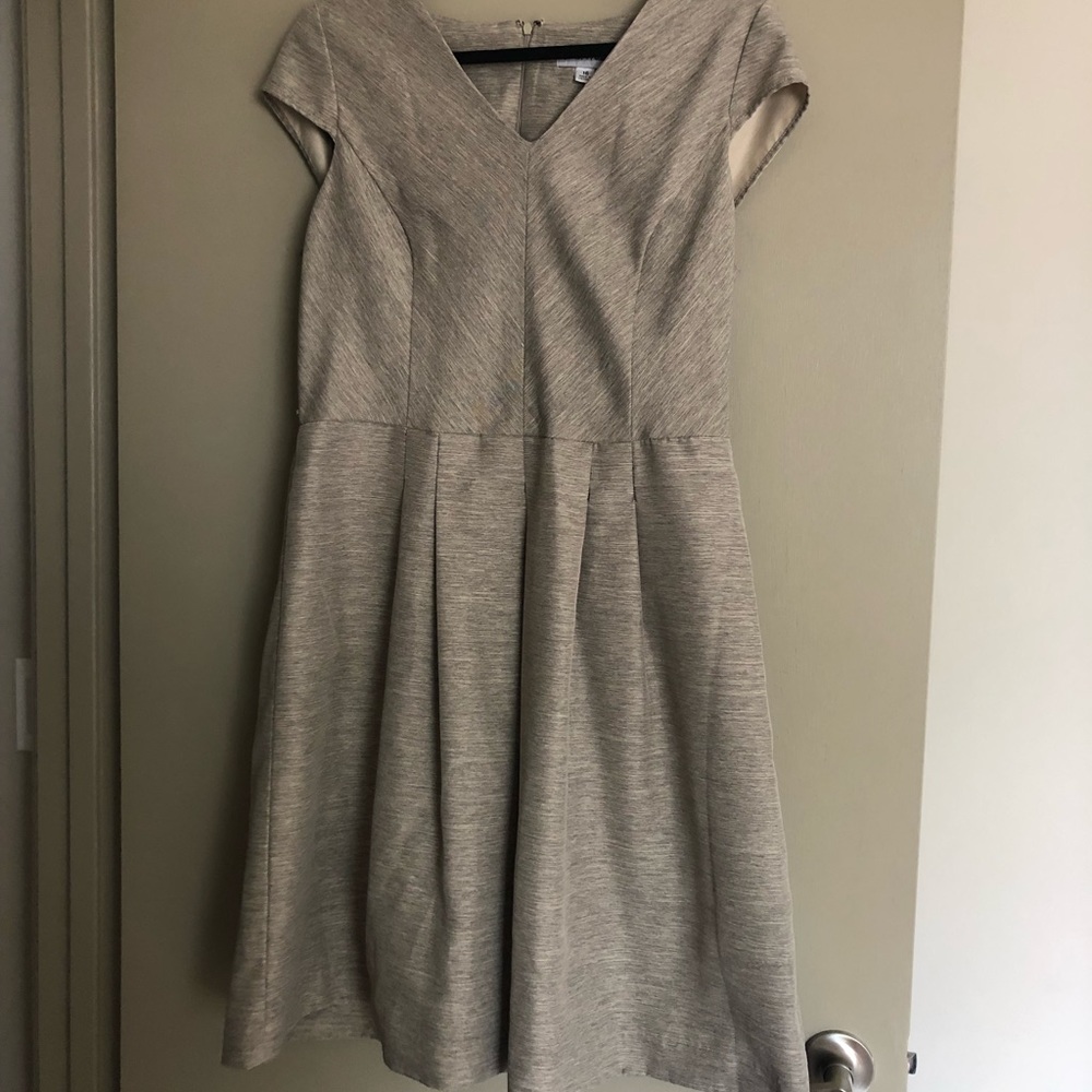 Vintage looking tan business dress